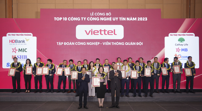 Viettel 6 năm liên tiếp được vinh danh là công ty CNTT