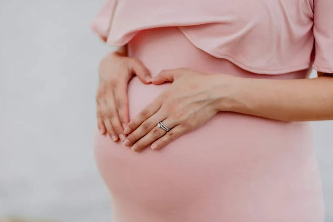 17 lần giả vờ mang thai để nhận tiền trợ cấp